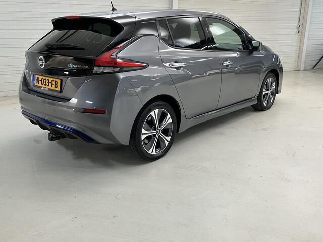 Nissan LEAF e+ N-Connecta 62 kWh / Eerste Eigenaar / Dealer Onderhouden / Afneembare Trekhaak / SOH 92,44%/ Navigatie / Stoel- en Stuurverwarming / Cruise Control / Climate Control / 360 Graden Camera /
