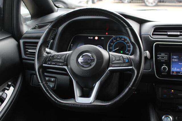 Nissan LEAF e+ Tekna 62 kWh / Trekhaak / 360Camera / Leder / Keyless / 17'' / CarPlay / Dodehoek / DAB / ACC / Stoelverwarming 4x / Warmtepomp