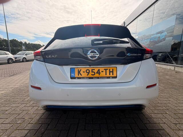 Nissan LEAF Tekna 40 kWh | NAVIGATIE | 360° CAMERA | STOELVERWARMING |