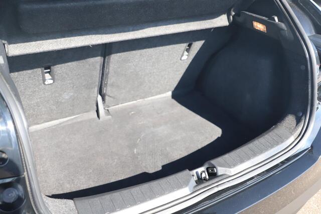 Nissan MICRA 1.0 IG-T Visia Radio Bluetooth Airco Cruise Control Elektrische Ramen