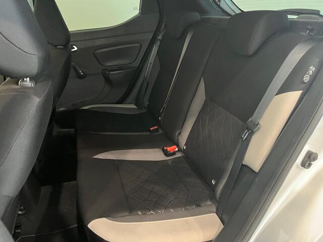 Nissan MICRA 0.9 IG-T 90 Business Edition | Navi | Clima | Cruise | Lichtmetalen velgen 16" | Achteruitrijcamera