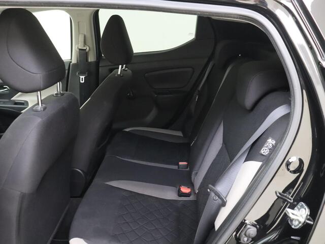 Nissan MICRA 0.9 IG-T N-Connecta | BTW | Navigatie | Achteruitrijcamera | Cruise Control | Parkeersensoren achter | Lichtmetalen velgen 16" | LED dagrijverlichting |