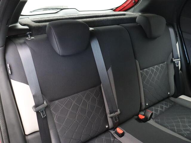 Nissan MICRA 0.9 IG-T Acenta | Camera | Bose | Navigatie | All Season Banden | Cruise Control |