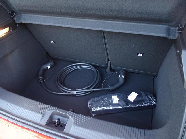 Nissan MICRA EVOLVE 52 kWh Harman & Kardon