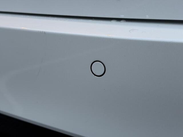 Nissan MICRA N-Design 1.0 IG-T 92PK Navigatie, Airco, Parkeersensoren Achter, Bose, Elektrische Ramen