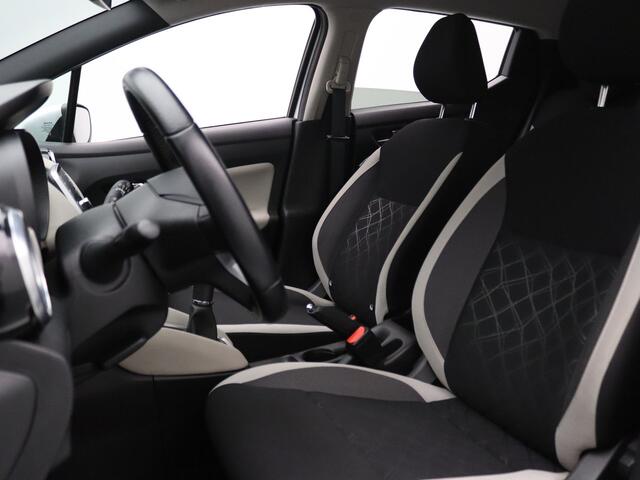 Nissan MICRA 100pk IG-T N-Connecta Camera | Cruise | Navi | Parkeersens. achter | Stoelverw.