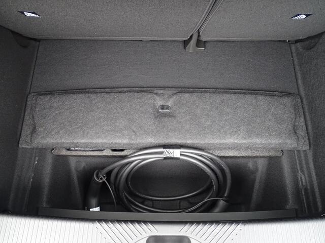 Nissan MICRA ADVANCE 52 kWh APPLE CARPLAY & ANDROID AUTO / METALLIC LAK