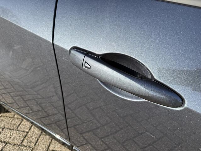 Nissan MICRA 1.0 IG-T N-Sport Navi Camera Leer Bose Keyless