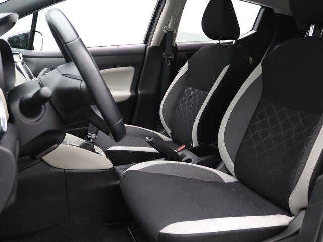 Nissan MICRA 1.0 IG-T N-Connecta 100pk Camera | Cruise | Climate | Navi | Parkeersens. achter