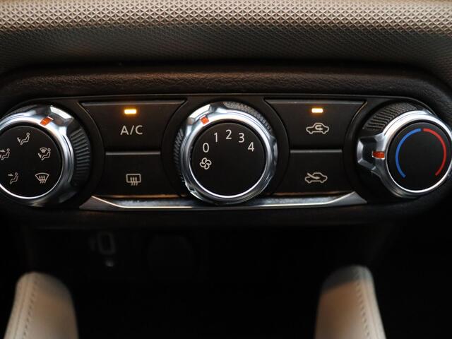 Nissan MICRA IG-T Tekna 100pk Airco | Camera | Cruise | Parkeersens. achter