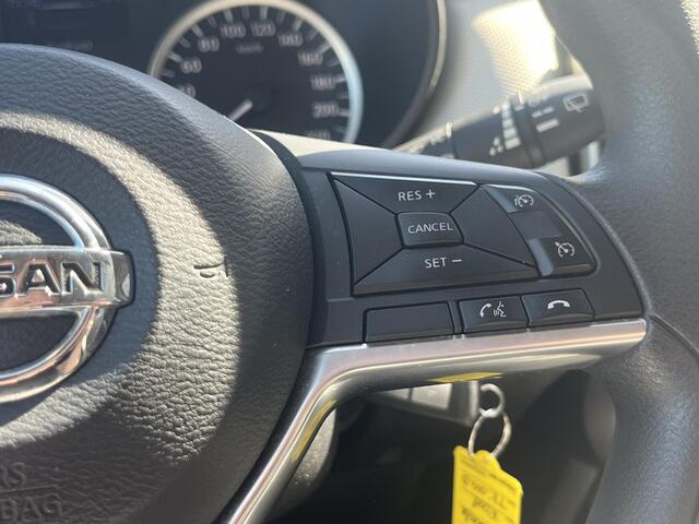 Nissan MICRA 0.9 IG-T Acenta / 100% Dealeronderhouden / Achteruitrijcamera / Navigatie full map / Cruise- en Climate Control / Parkeersensoren Achter / Radio / Bluetooth /