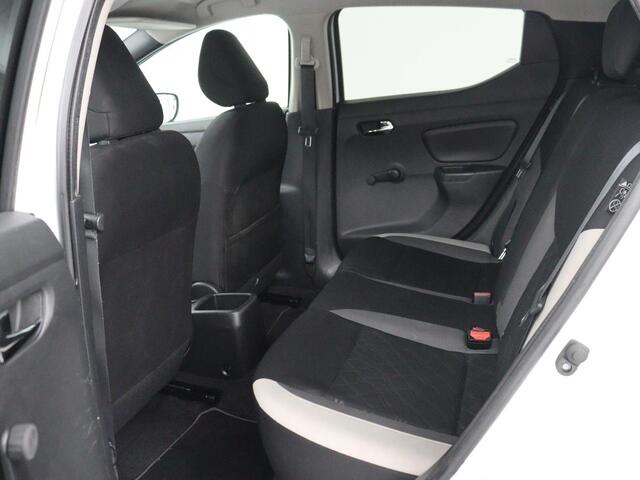 Nissan MICRA 0.9 IG-T N-Connecta | Camera | Cruise control | Climate control | Parkeerhulp | Navigatie | Bluetooth | 16" velgen | Getint glas | Origineel NL