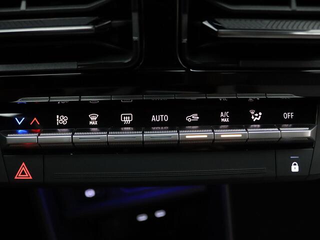 Nissan MICRA EVOLVE 52 kWh 18" velgen | Harmon Kardon | parkeersensoren rondom | Navigatie