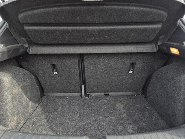 Nissan MICRA 0.9 IG-T N-Connecta | Navigatie | All-season banden | Camera | Cruise Control |