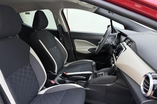 Nissan MICRA 1.0L Acenta | Navigatie via Carplay | Lichtmetalen velgen | Cruise control | Exterieur pack | Bluetooth | LED Verlichting | Extra getint glas