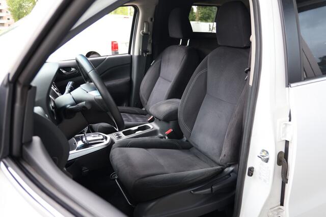 Nissan NAVARA 2.3 dCi Tekna CRUISE*CAMERA*AUTOMAAT*OMVORMER*STANDKACHEL