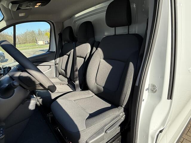 Nissan PRIMASTAR 2.0 dCi L1H1 Acenta / Airco / Apple&Android Carplay / Cruise Control / Sensoren achter / Bluetooth / DAB / 3 zitplaatsen