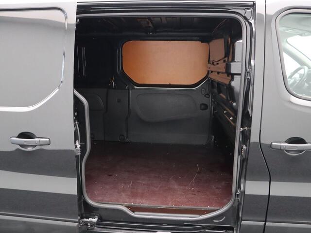 Nissan PRIMASTAR 2.0 dCi L2H1 N-Connecta | Trekhaak | Achteruitrijcamera | Laadruimtebetimmering | Automaat |