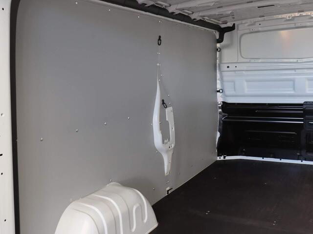 Nissan PRIMASTAR 2.0 dCi 130pk L2H1 Nismo | 2500KG Trekgewicht | 0% Lease | Achteruitrijcamera | 5 Jaar Fabrieksgarantie |