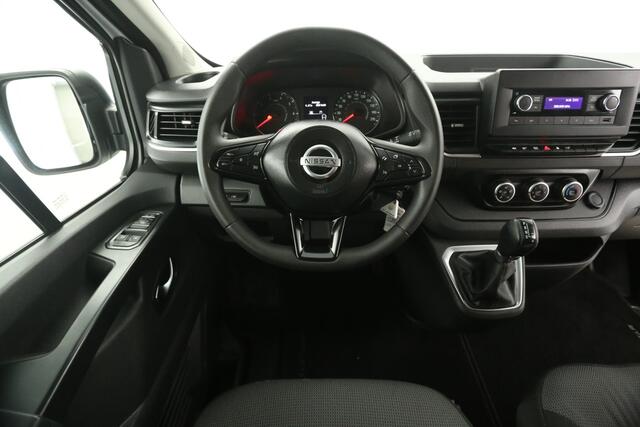 Nissan PRIMASTAR 2.0 dCi L2H1 Acenta 150PK Automaat Airco Cruise LED Trekhaak PDC 3 Persoons