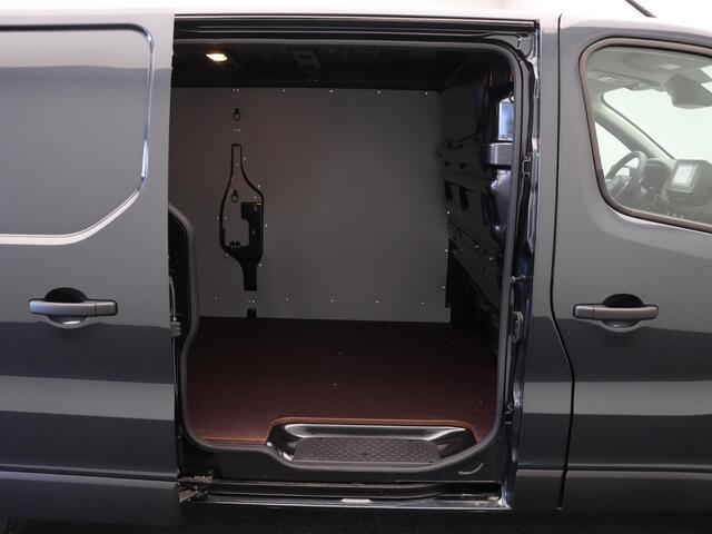 Nissan PRIMASTAR 2.0 dCi 130pk L2H1 N-connecta | 2500KG Trekgewicht | Achteruitrijcamera | 5 Jaar Fabrieksgarantie | Laadruimtepakket |