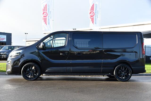 Nissan PRIMASTAR 2.0 dCi 150 L2H1 DC Black Edition 5 Jaar Garantie, Camera, Cruise, LED, Stoelverwarming, 2 x Schuifdeur, Clima, Automaat, Keyless, Uniek!