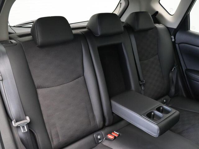 Nissan PULSAR 116pk DIG-T N-Connecta | Parkeersensoren Achter met Camera | Keyless Entry | Navigatie | Trekhaak |