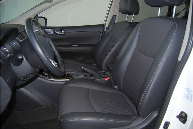 Nissan PULSAR 1.2 DIG-T N-Connecta / Navi / Trekhaak / Cam / Stoelverwarming