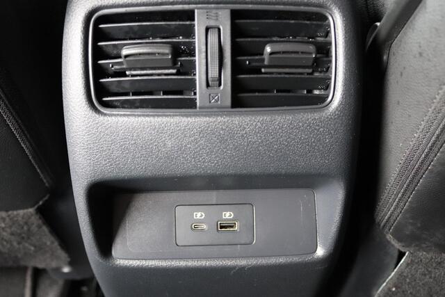 Nissan QASHQAI 1.5 e-Power 190 Tekna | Panoramadak | Apple Carplay/Android Auto | Elektrische Achterklep | Head-Up Display | Navigatie |