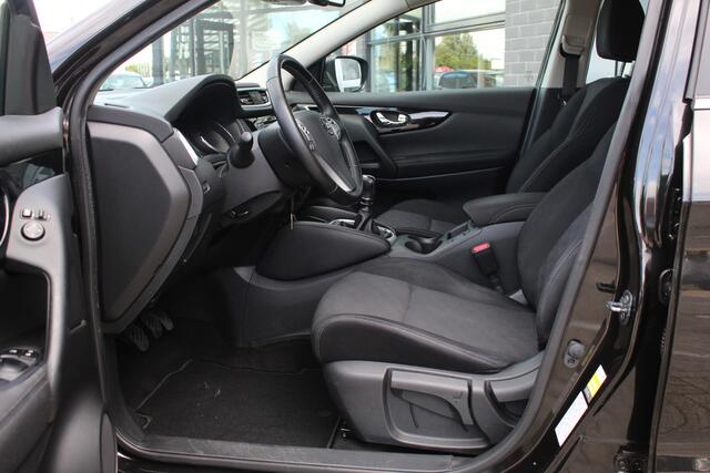 Nissan QASHQAI 1.2 N-Connecta / Navigatie / Camera / PDC
