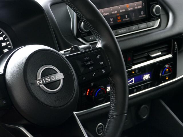 Nissan QASHQAI 1.3 MHEV 160PK NAVI CARPLAY CAMERA STOEL/STUUR/RUIT VERW. LMV PDC ECC LED ADAP.CRUISE 04/2024