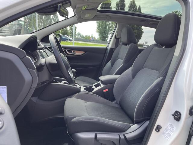 Nissan QASHQAI 1.2 N-Connecta Design + Safety Pack | Panoramadak | Navigatie | 360° Camera | Dodehoek Detectie | Park. Assist | Rijklaarprijs!