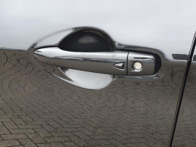 Nissan QASHQAI 1.2 Tekna Navigatie, Panoramadak, 360 Camera, Half Leder, 19"Lm, Climate Control, Cruise Control