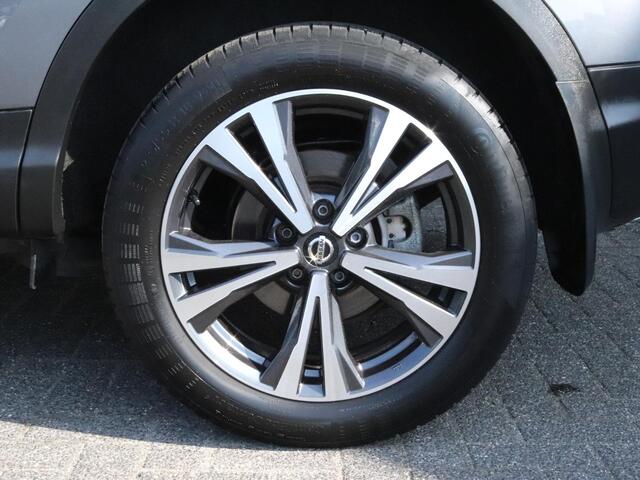 Nissan QASHQAI 1.3 DIG-T 159 DCT Automaat N-Connecta | Panoramadak | Navigatie | Stoelverwarming | Rondomzichtcamera |