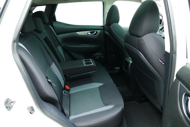 Nissan QASHQAI 1.3 DIG-T N-Connecta 1-Eig. Wit Parelmoer, Panodak, 360 Camera, 18"LMV, Haak 1300kg