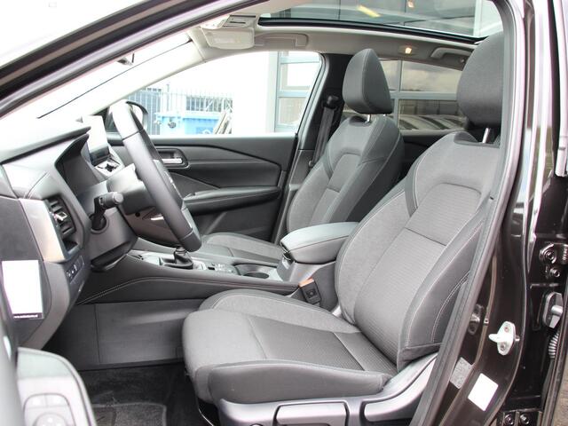 Nissan QASHQAI 1.3 MHEV N-Connecta Design Pack