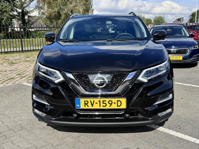 Nissan QASHQAI 1.2 Tekna + Panoramadak / 19" lm Velg / Led enz enz