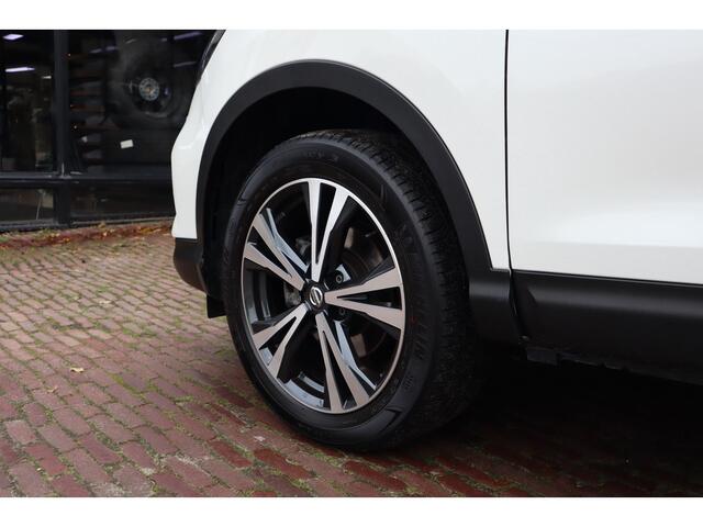 Nissan QASHQAI 1.2 N-Connecta | 360 Camera | Parelmoerlak | Navigatie | Keyless