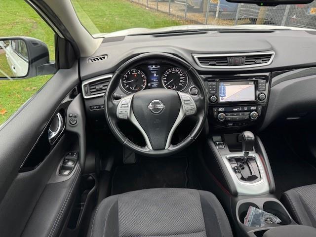 Nissan QASHQAI 1.2 N-VISION/AUTOMAAT/PANO/360CAM/NAV