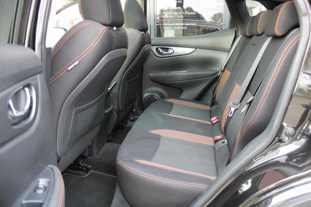 Nissan QASHQAI DIG-T 140 N-Motion | PANORAMADAK | LED KOPLAMPEN | BTW-AUTO | 19 INCH |