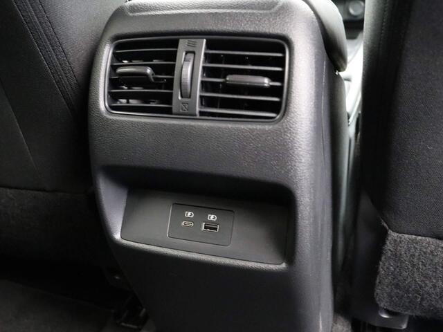 Nissan QASHQAI 158pk MHEV Xtronic Tekna | Design Pack | 1.800kg Trekgewicht | 360 Graden Camera | Pro-Pilot Cruise Control |