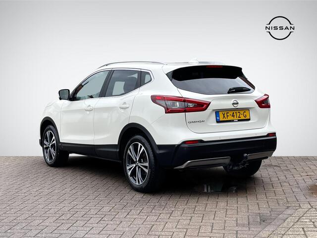 Nissan QASHQAI 1.2 N-Connecta Design Pack | Trekhaak | Panoramadak | Navigatie | 360° Camera | Keyless Entry | Cruise & Climate Control | Rijklaarprijs!