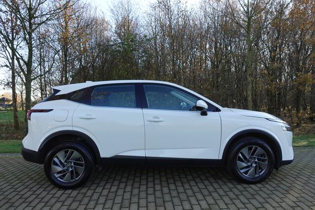 Nissan QASHQAI 1.3 MHEV Xtronic Business Access Winterpakket DAB LED Verw. stuurwiel Stoelverwarming