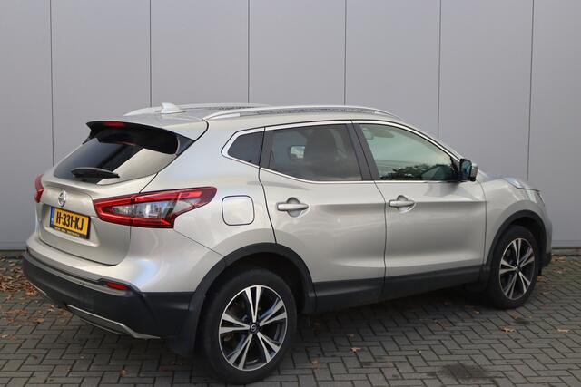Nissan QASHQAI 1.3 DIG-T 140PK N-Connecta Navigatie/Pano-dak/Camera/Parkeerhulp/Stoelverwarming