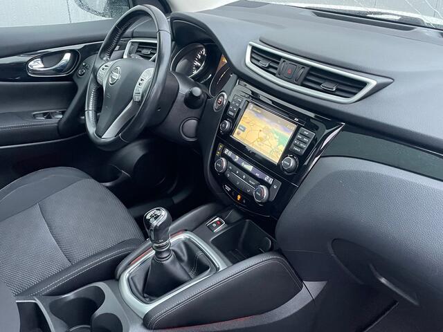 Nissan QASHQAI 1.6 N-Connecta Navigatie, Panoramadak, 360 Camera, Trekhaak, Climate Control, Cruise Control, 18"Lm