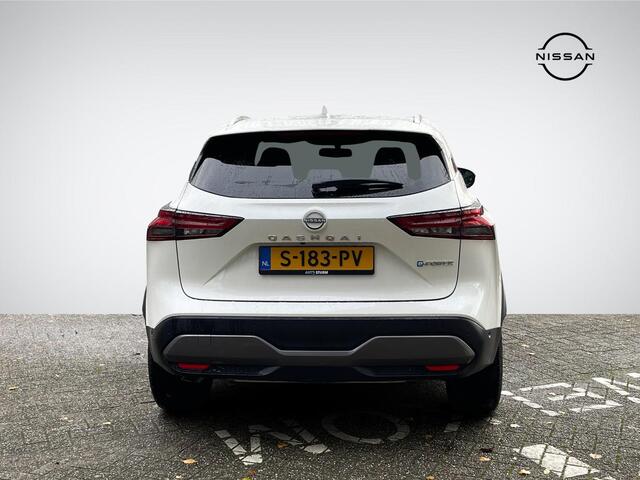 Nissan QASHQAI 1.5 e-Power Tekna Design + Cold Pack | Panoramadak | Head-Up Display | Stuur- + Stoelverwarming | Adapt. Cruise Control | Rijklaarprijs!