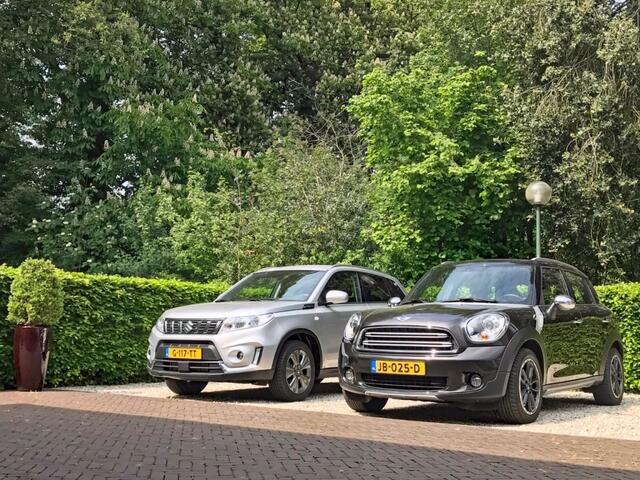 Nissan QASHQAI 1.2 Automaat Bns. Ed. Leder, Panodak, Trekhaak, 19" LMV