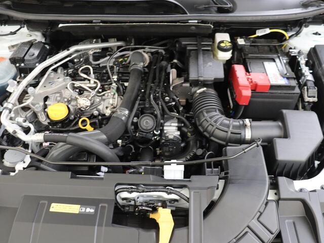 Nissan QASHQAI 1.3 MHEV Xtronic Business Executive