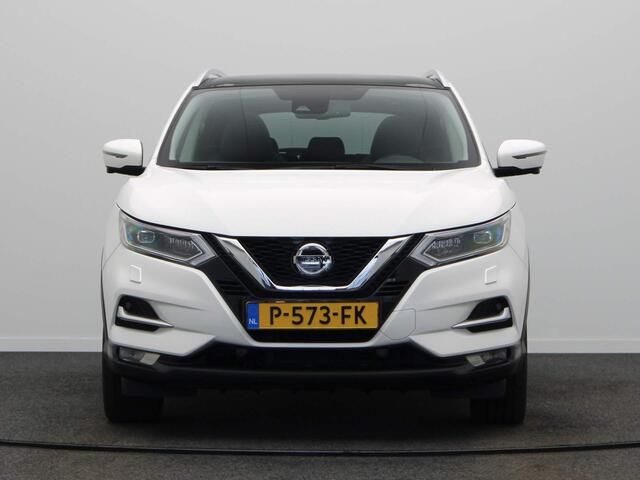 Nissan QASHQAI 1.3 DIG-T Premium Edition | Panorama dak | Automaat | Climate control | Stoelverwarming | Elektrisch verstelbare bestuurderstoel |
