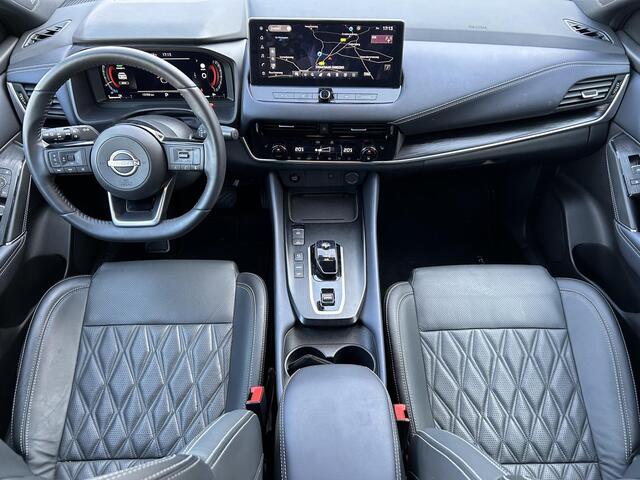 Nissan QASHQAI 1.5 e-Power Tekna Plus AUTOMAAT / Voorstoelen, stuurwiel + voorruit verwarmd / Rondomzichtcamera / Parkeersensoren voor + achter / Panorama dak/ Luxe lederen bekleding / Lichtmetalen velgen 20" / Apple Car Play & Android Auto / Automatische airco